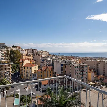Guesthost - Sea View Retreat - Steps From Center Apartment Sanremo
