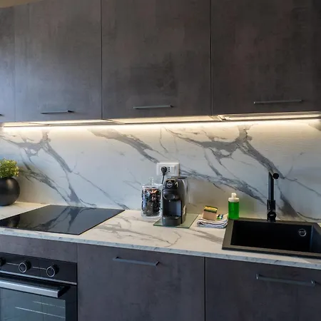 Sea View Retreat - Steps From Center Lägenhet Sanremo