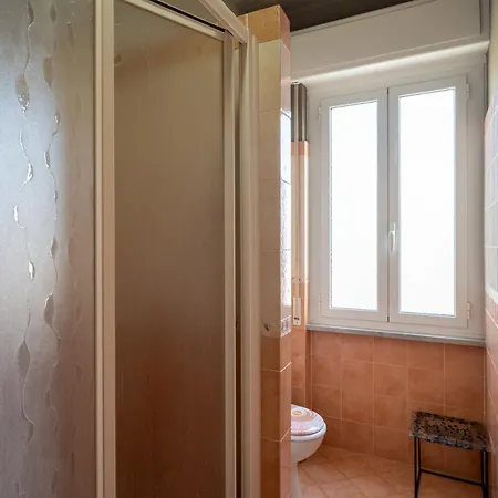 Sea View Retreat - Steps From Center * Sanremo