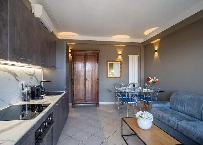 Guesthost - Sea View Retreat - Steps From Center * San Remo