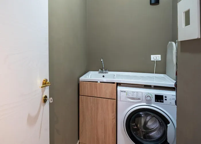 Lejlighed Guesthost - Sea View Retreat - Steps From Center Sanremo